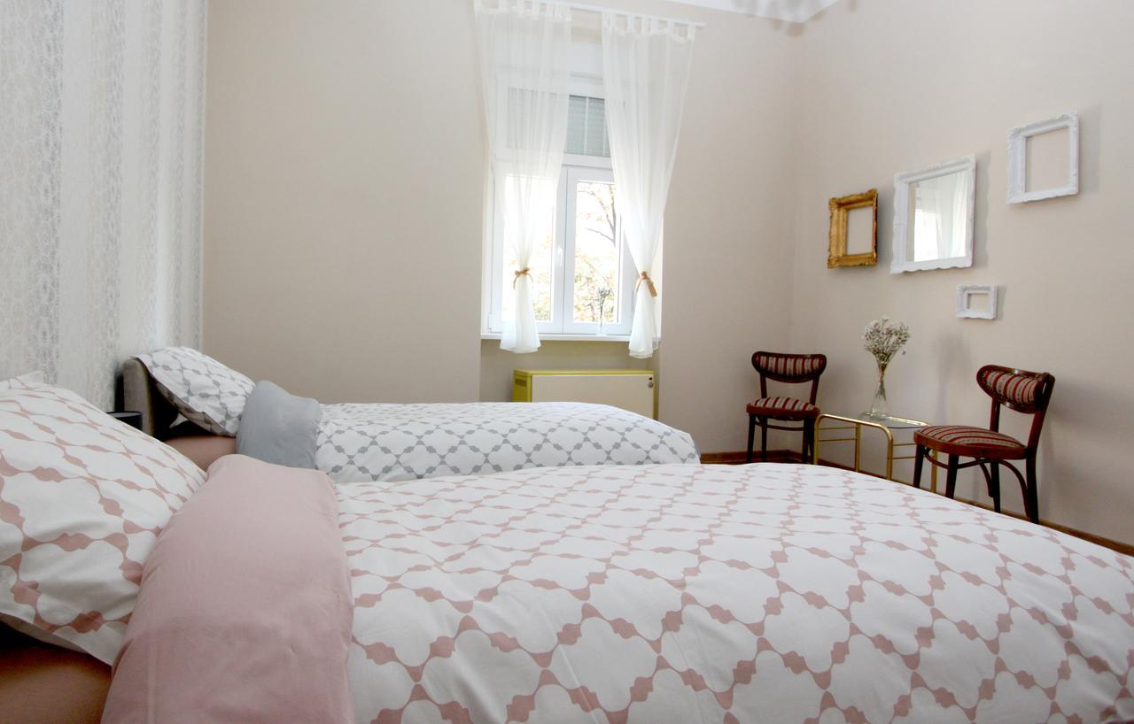City Center Apartment Mika Belgrado Exterior foto