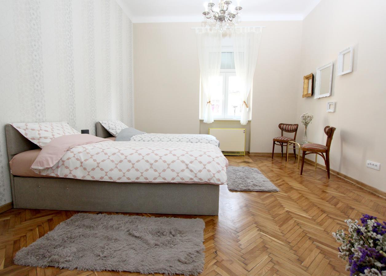 City Center Apartment Mika Belgrado Exterior foto